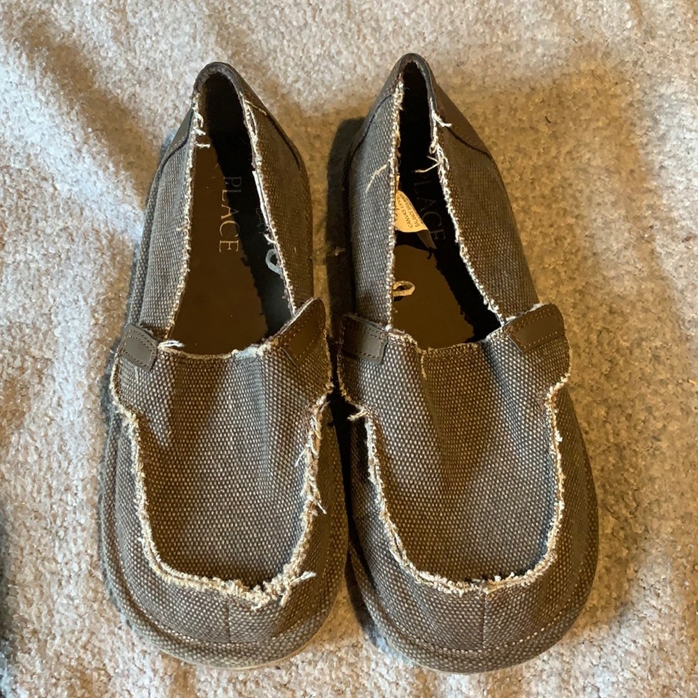 Children’s place boys slip on shoes NWT